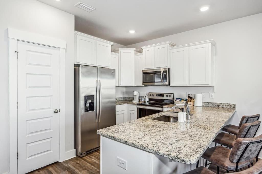 Luxury Townhome Near Downtown And Pensacola Beach 외부 사진