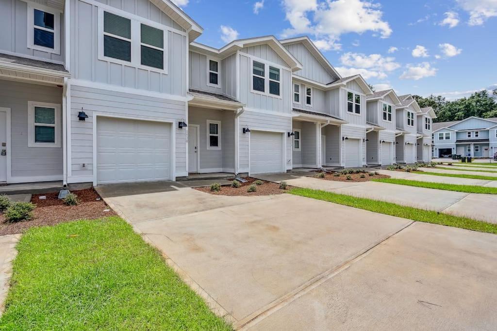 Luxury Townhome Near Downtown And Pensacola Beach 외부 사진