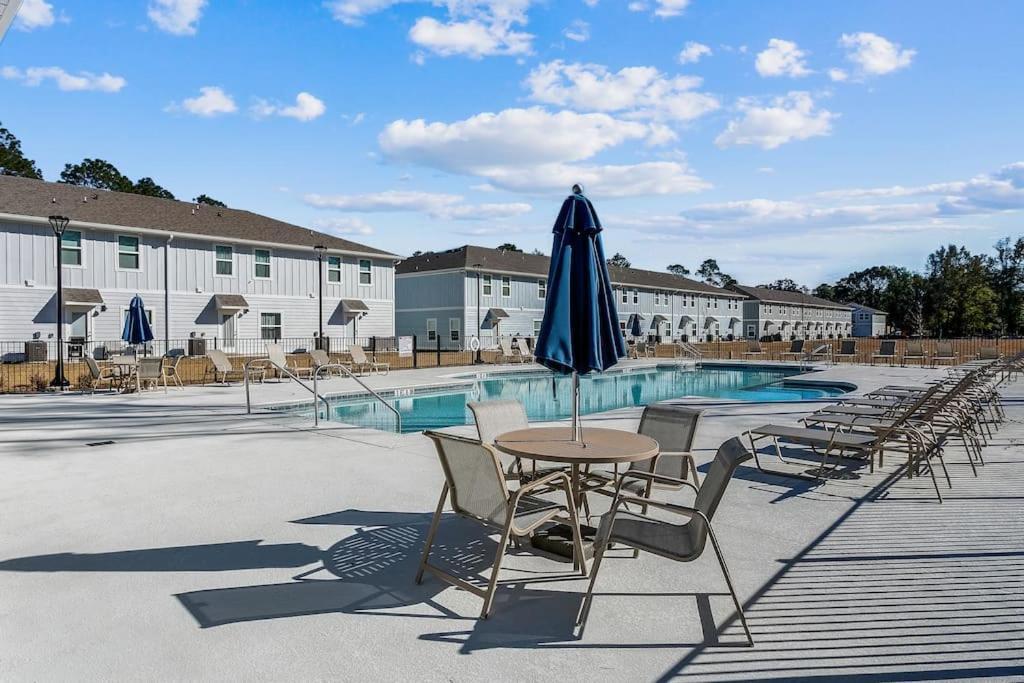Luxury Townhome Near Downtown And Pensacola Beach 외부 사진
